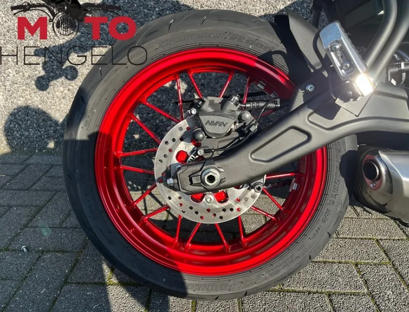 Kawasaki Z650RS
