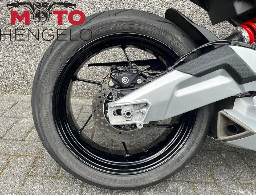 Aprilia RS 660