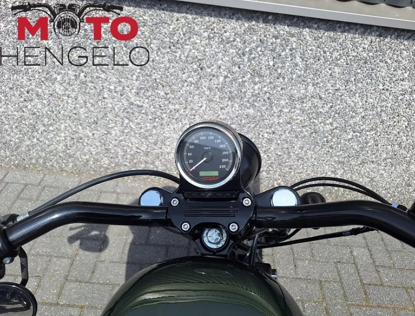 Harley-Davidson XL 1200 C CUSTOM