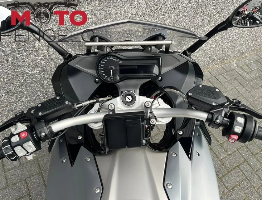 BMW R 1200 RS