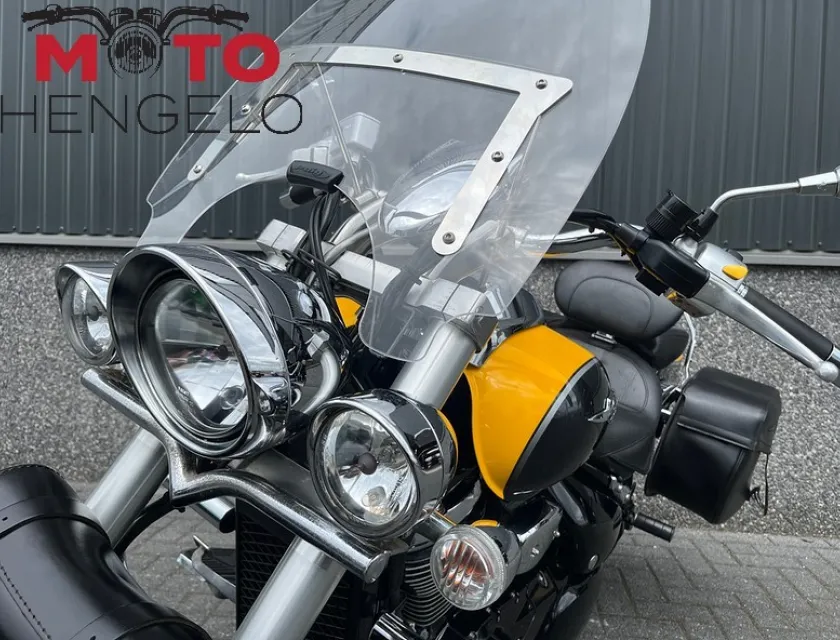 Suzuki M 800  INTRUDER