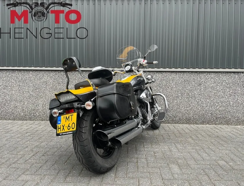 Suzuki M 800  INTRUDER