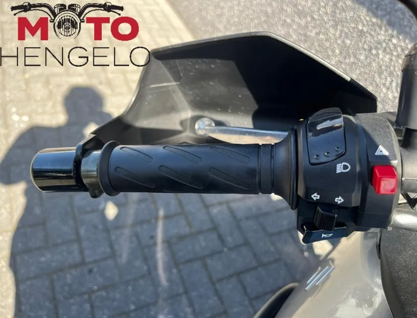 Suzuki DL 650  V-STROM