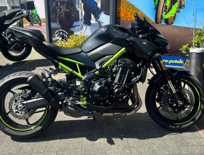 Kawasaki Z900