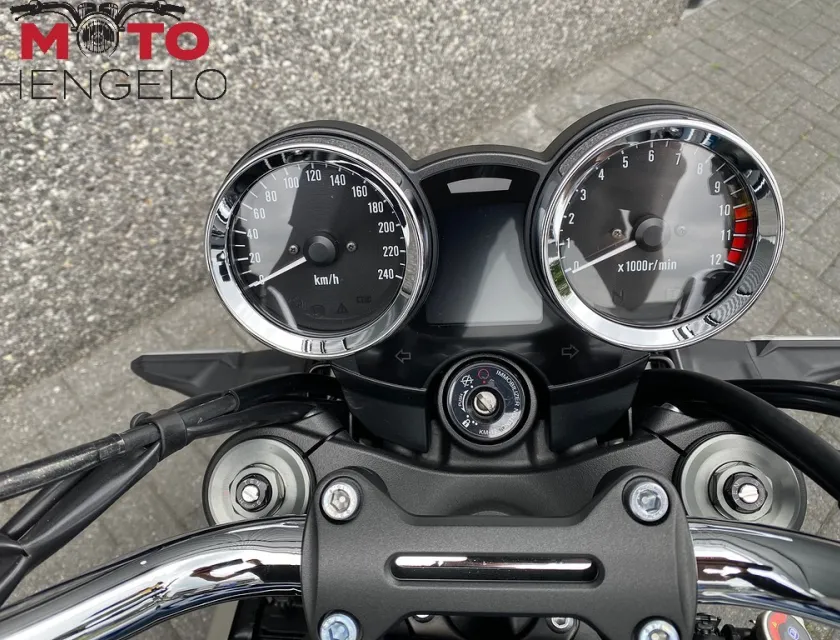 Kawasaki Z900RS