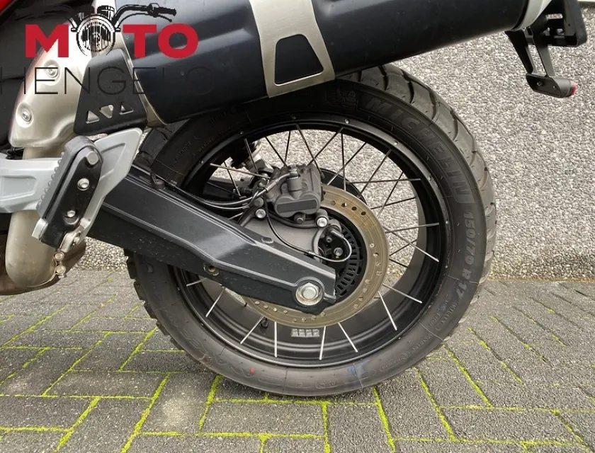 Moto Guzzi V85 TT