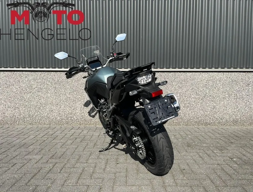 Suzuki V-STROM 800