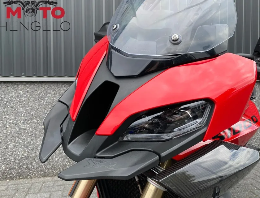 BMW S1000XR