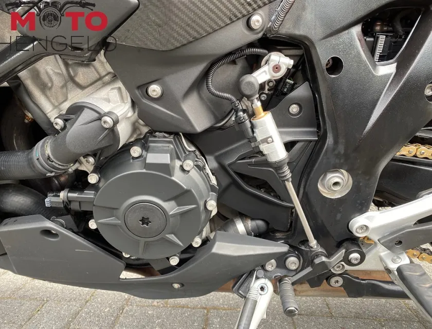 BMW S1000XR