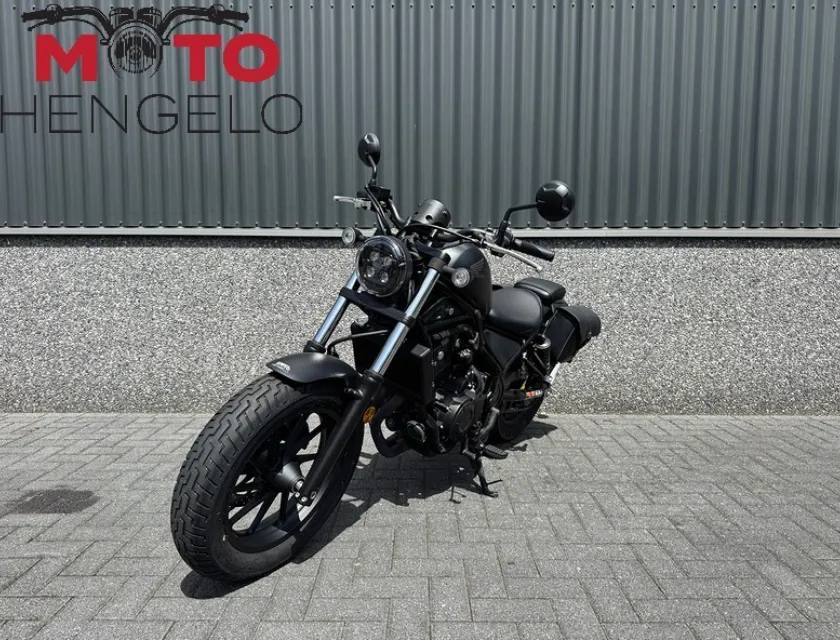 Honda CMX 500 REBEL