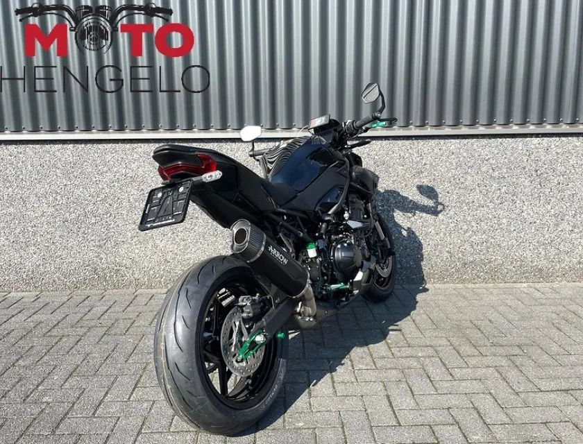 Kawasaki Z900 PUIG / EVOTECH EDITION