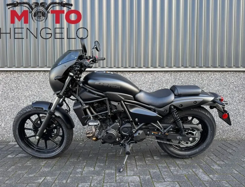 Kawasaki ELIMINATOR 500 PERFORMANCE
