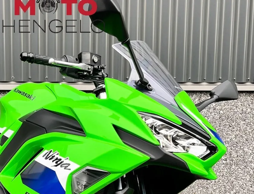 Kawasaki NINJA 650 PERFORMANCE AKRAPOVIC