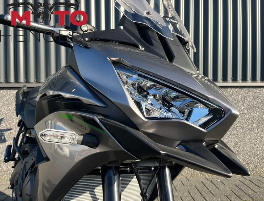 Kawasaki VERSYS 650 TOURER + BIKEPLAY