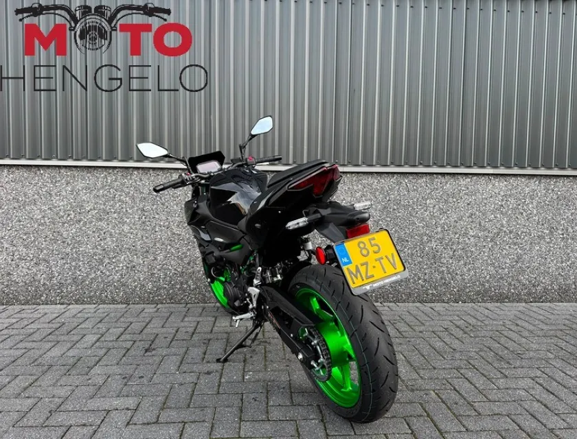 Kawasaki Z500 SE Performance Remus