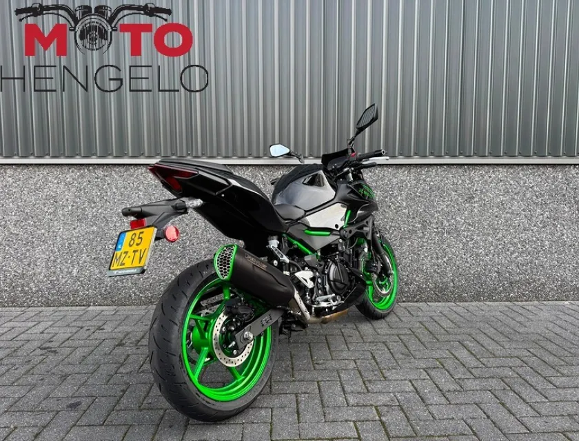 Kawasaki Z500 SE Performance Remus