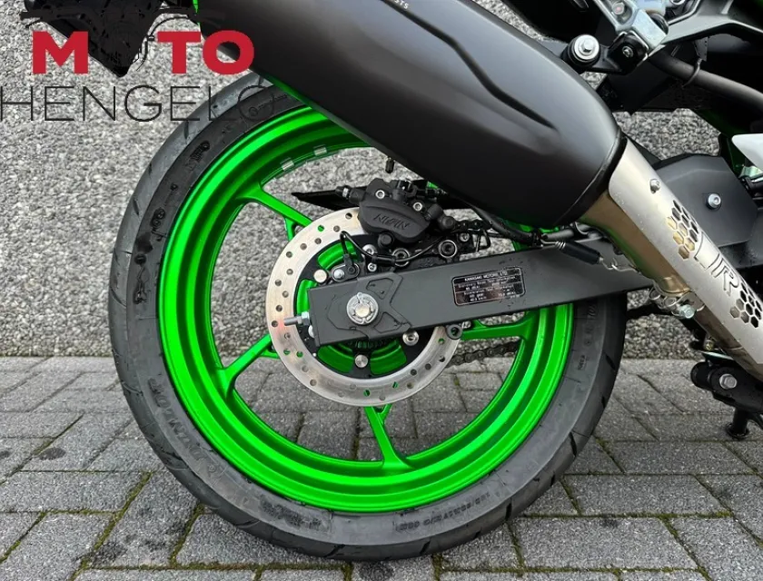 Kawasaki Z500 SE Performance Remus