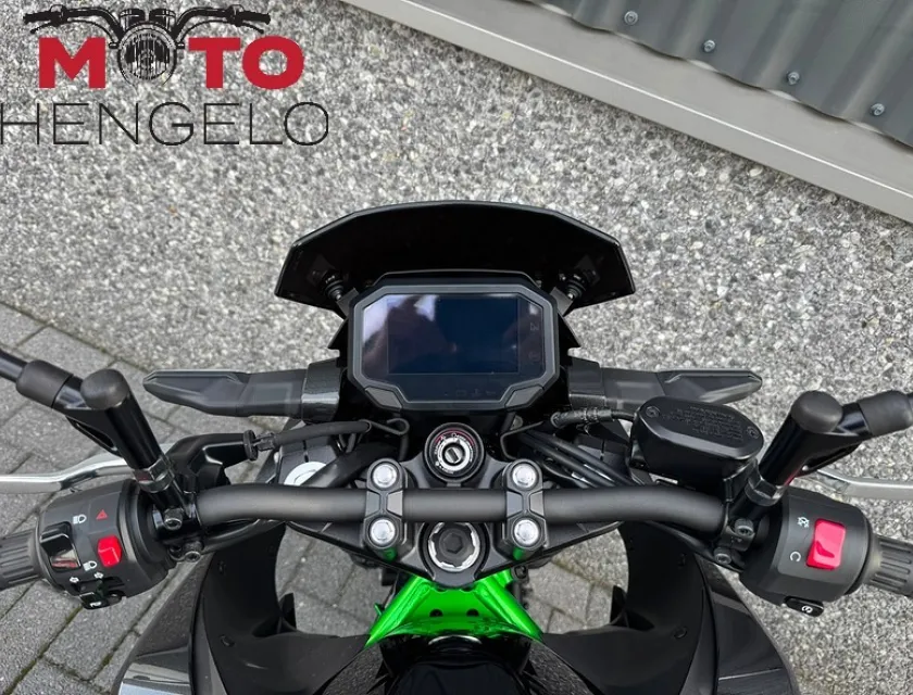 Kawasaki Z500 SE Performance Remus
