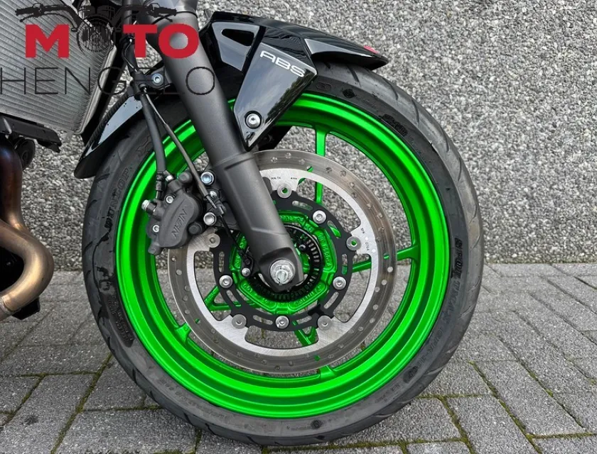 Kawasaki Z500 SE Performance Remus