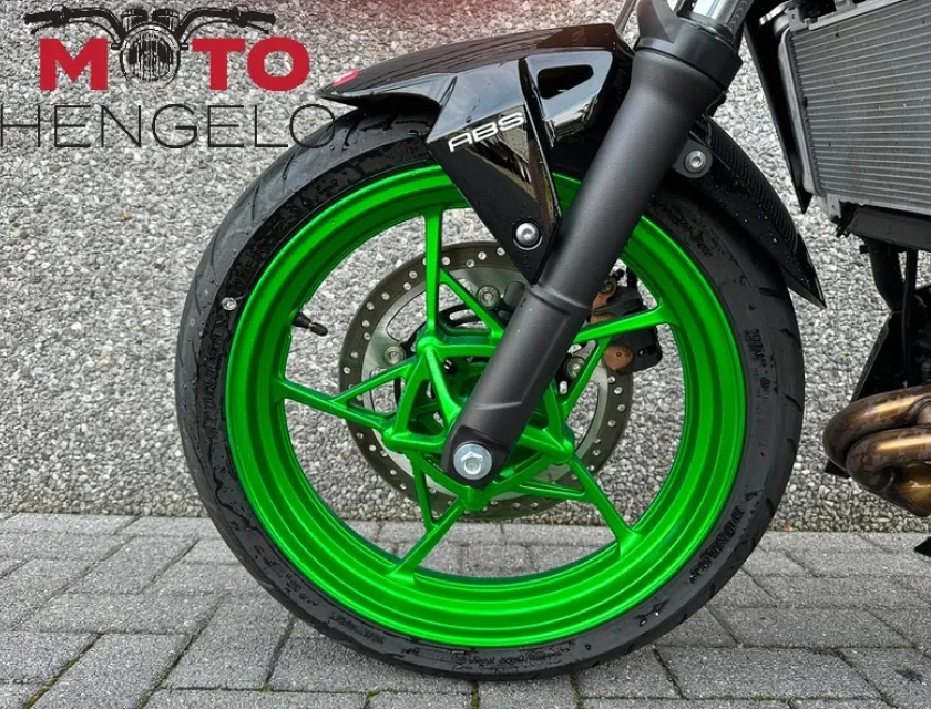 Kawasaki Z500 SE Performance Remus
