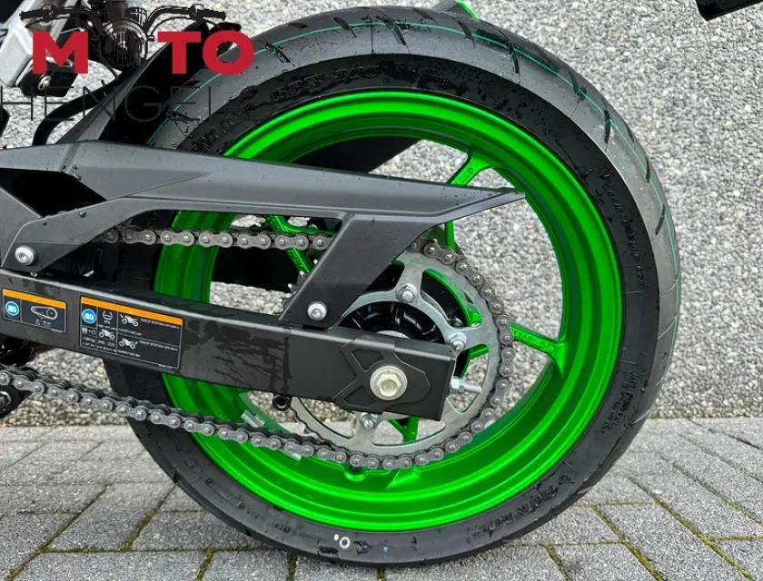 Kawasaki Z500 SE Performance Remus