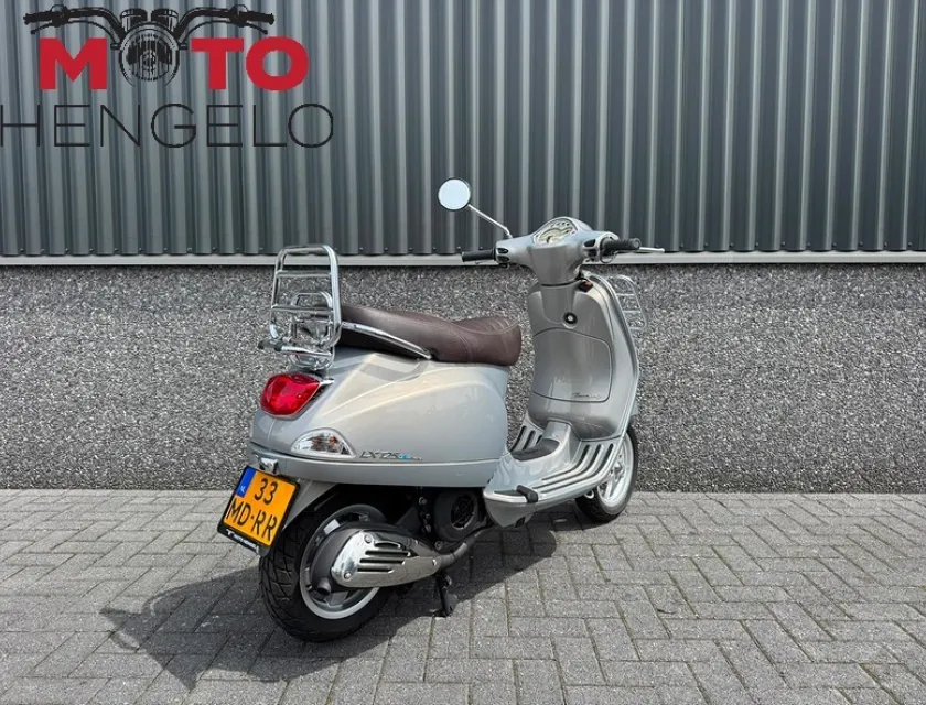 Vespa LX 125 TOURING