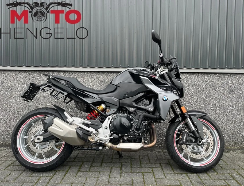 BMW F 900 R
