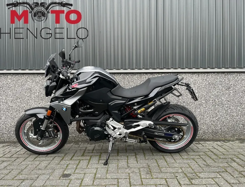 BMW F 900 R