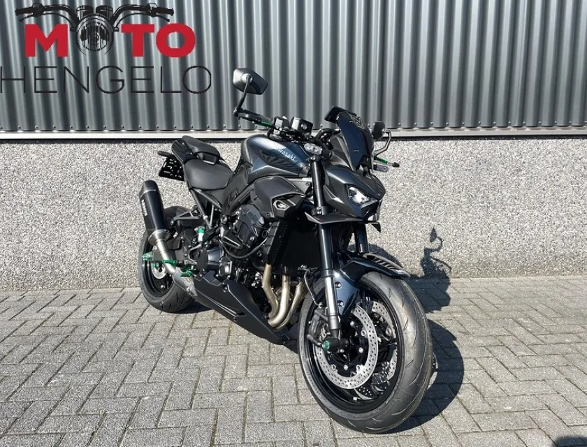 Kawasaki Z900 PUIG / EVOTECH EDITION