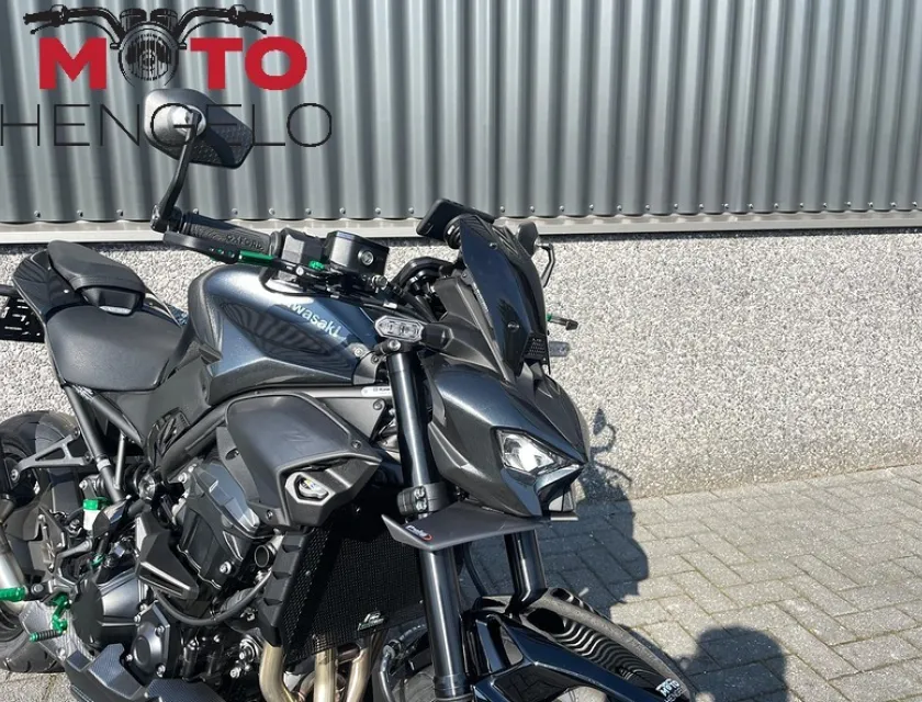 Kawasaki Z900 PUIG / EVOTECH EDITION