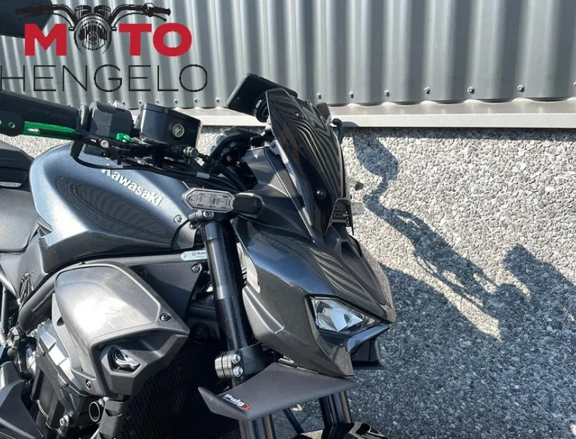 Kawasaki Z900 PUIG / EVOTECH EDITION