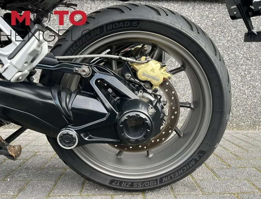 BMW R 1200 RS