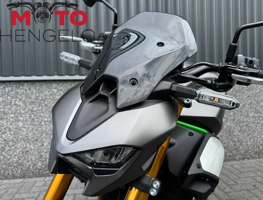 Kawasaki Z900 SE PERFORMANCE AKRAPOVIC