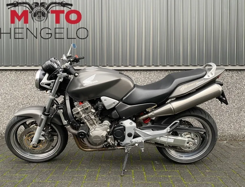 Honda CB 900 F HORNET