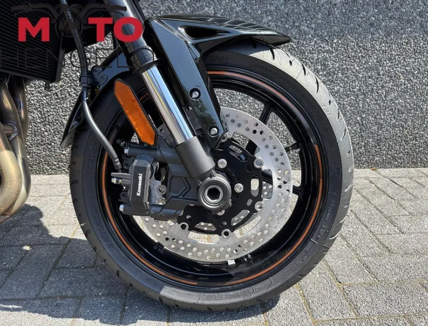 Kawasaki VERSYS 1100 S