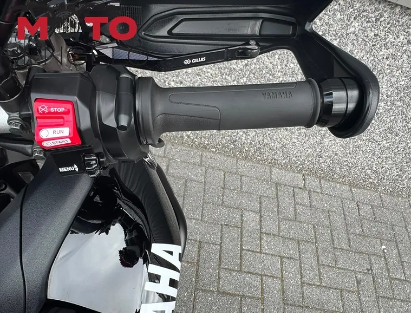 Yamaha TRACER 9