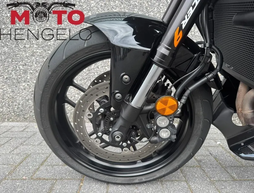 Yamaha TRACER 9
