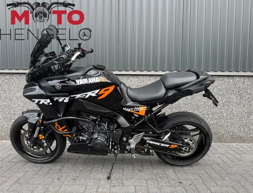 Yamaha TRACER 9