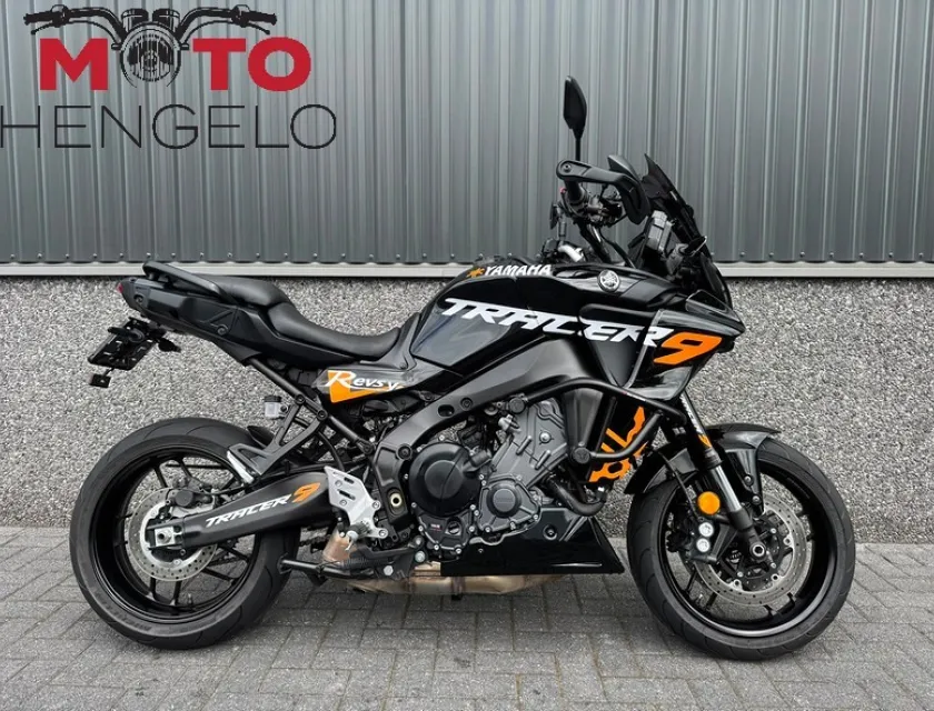Yamaha TRACER 9
