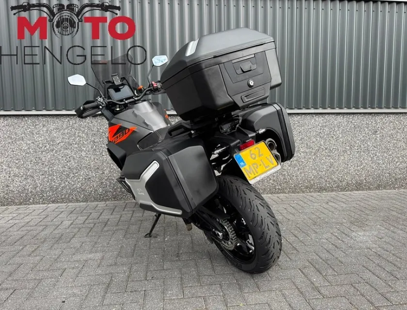 KTM 1290 SUPER ADVENTURE S