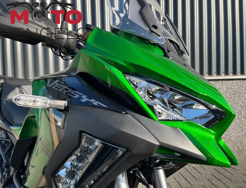 Kawasaki VERSYS 1100 SE