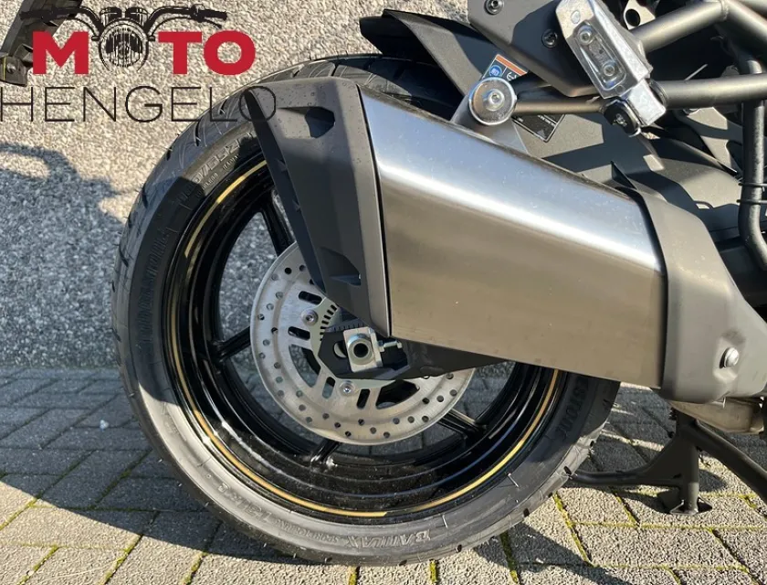 Kawasaki VERSYS 1100 SE