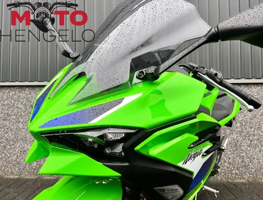 Kawasaki NINJA 500 SE PERFORMANCE