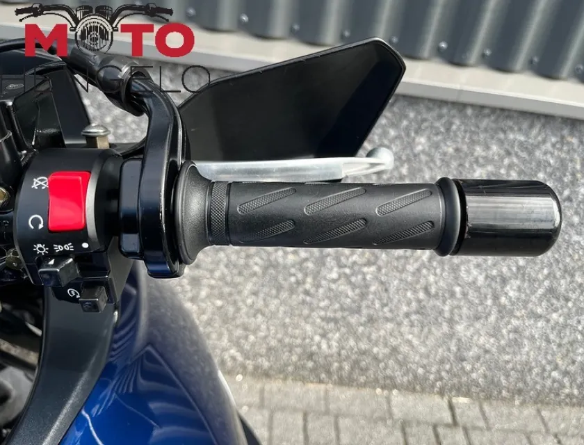 Suzuki DL1000 V-STROM