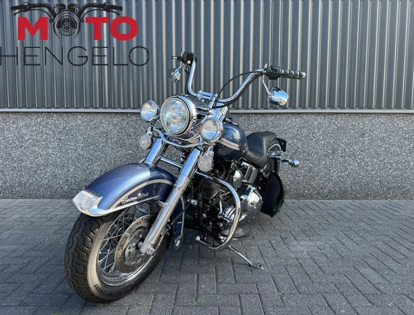 Harley-Davidson FLSTC HERITAGE SOFTAIL CLASSIC