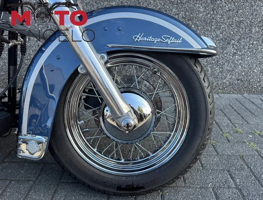 Harley-Davidson FLSTC HERITAGE SOFTAIL CLASSIC