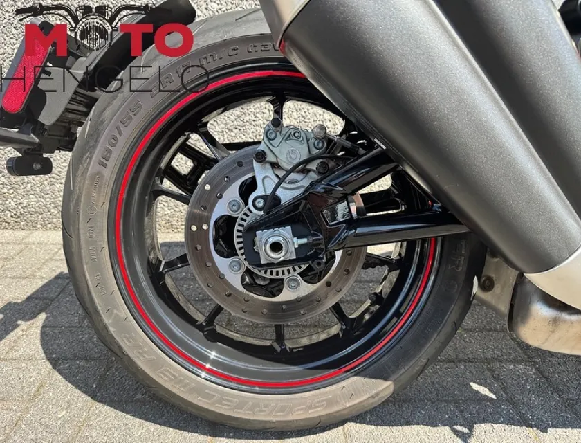 Indian FTR 1200