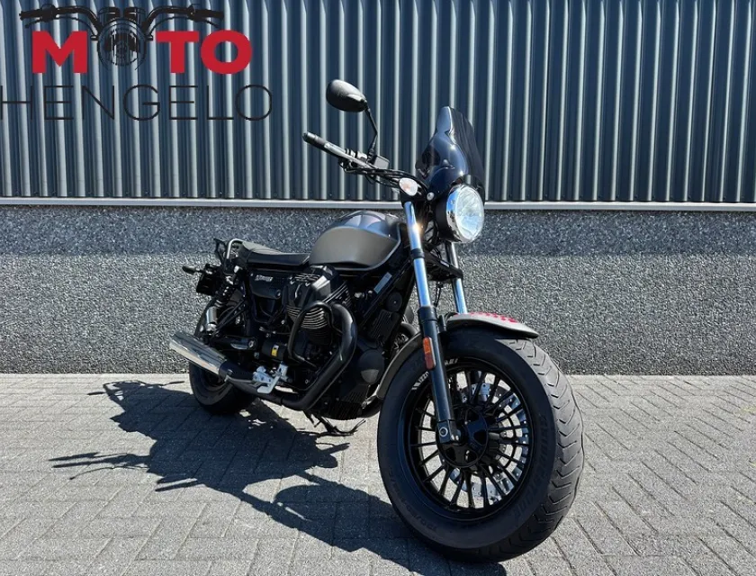 Moto Guzzi V9 BOBBER