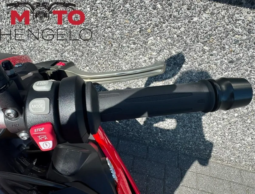 BMW S1000R