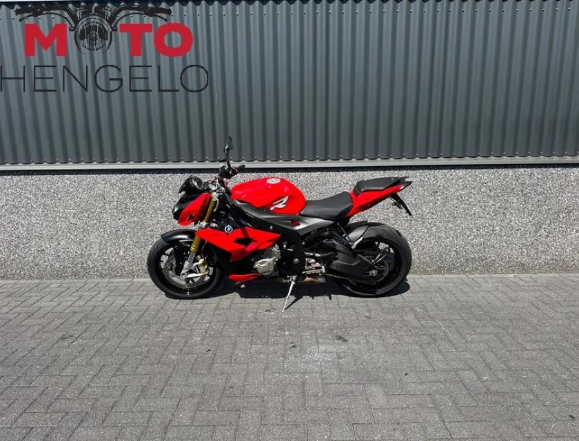 BMW S1000R